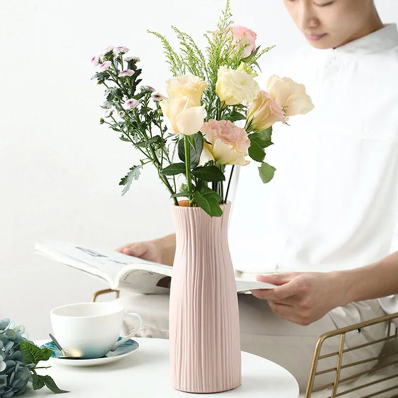 Pastel Minimalistic Flower Vase